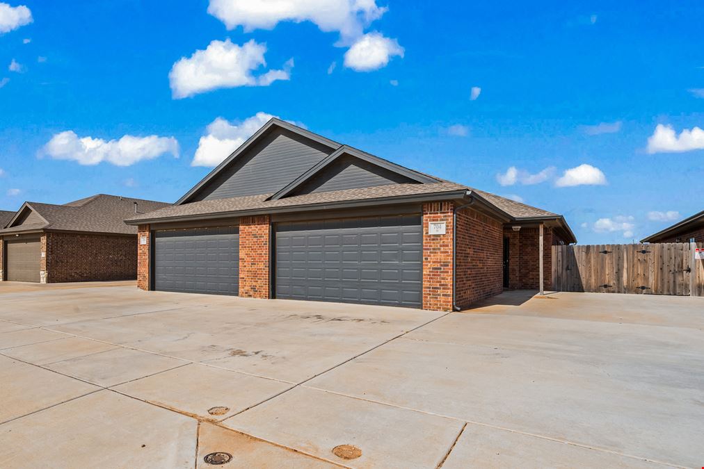 704 Hillshire