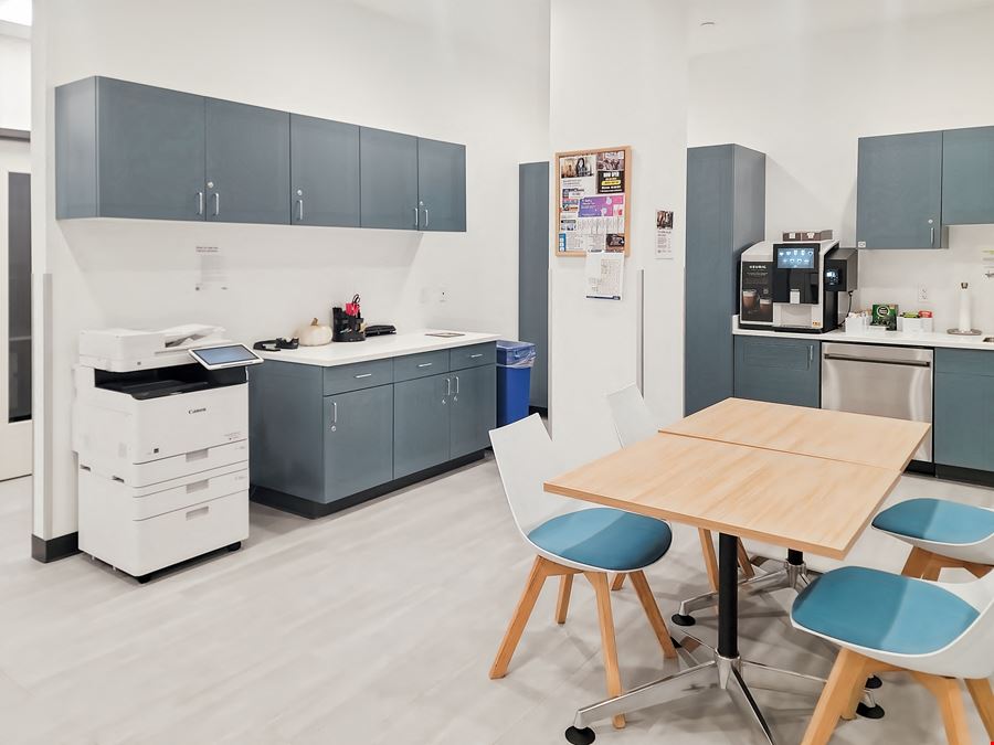 Regus - Franklin - Ballpark Dr