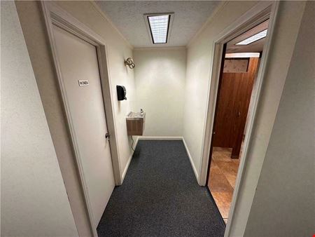 McKnight East Professional Office
