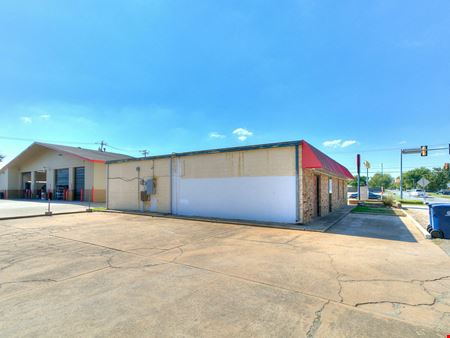 6700 S Western Ave