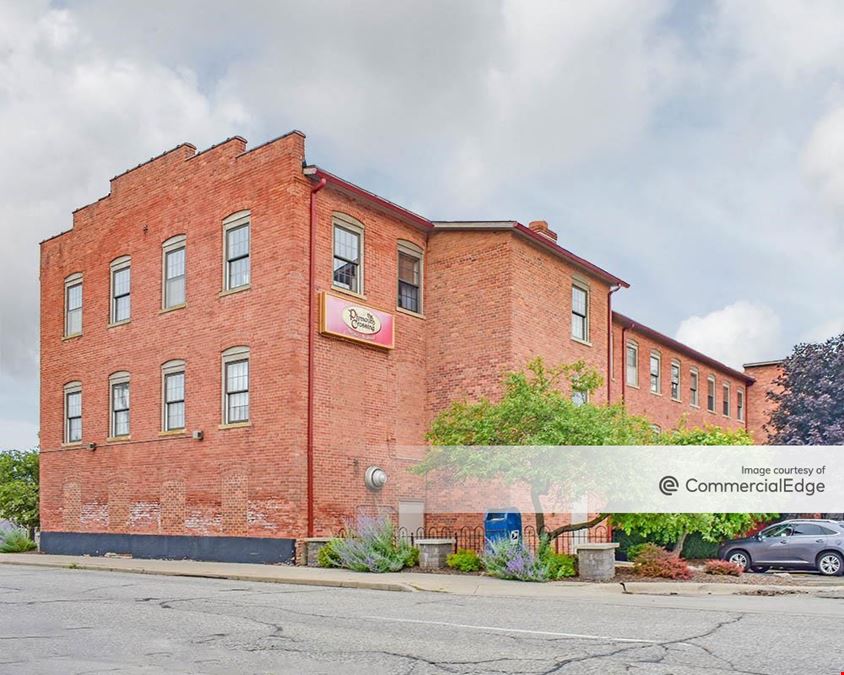 American Community Building