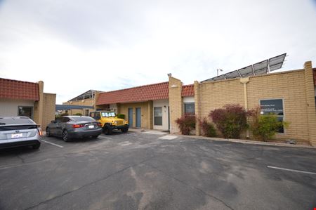 3040 E. Cactus Road