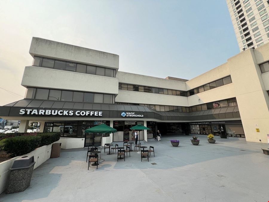 Boundary Plaza