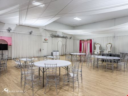 ±6,200 SF Former School Gym | Fayetteville, GA