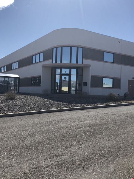 Industrial space for Rent at 5 Airpark Vista in Dayton