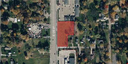 Commercial space at 15891 S US 27 in Lansing