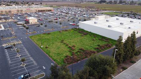 Retail space for Sale at 1635 W. Cameron Avenue in Visalia