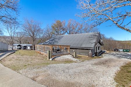 T&A Saloon and Homes