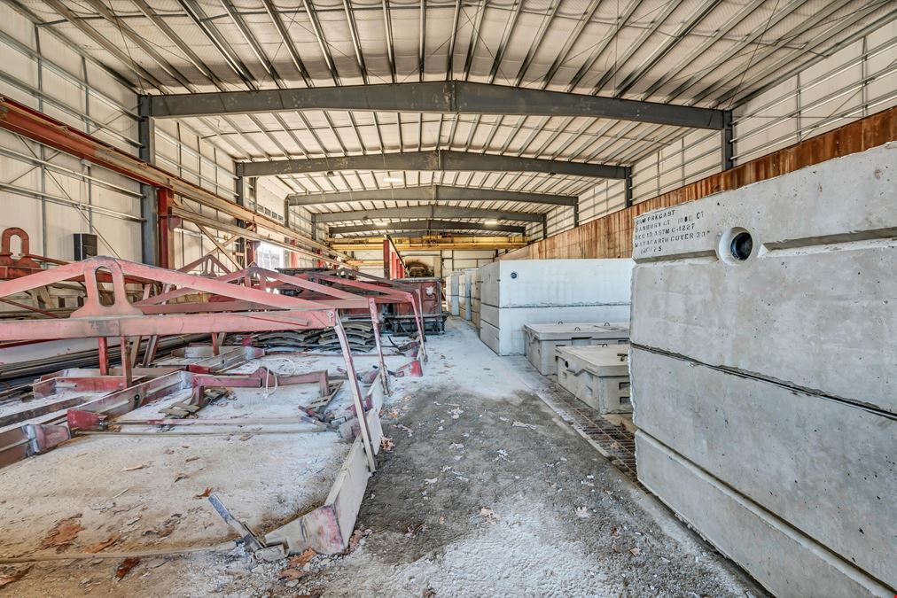 39-41 Padanaram Rd, Danbury