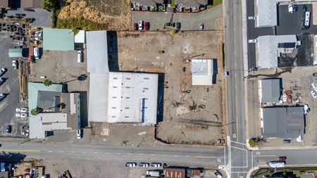 Large Industrial Property Near Highway