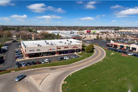 Commercial space at 6150 E State St in Rockford