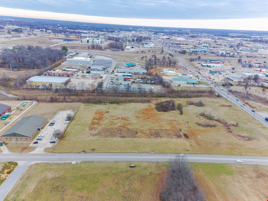 S Caraway Rd