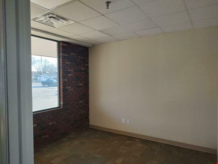 220 Center Road unit #4 - 1,000+/- SF SPACE in Wimbledon Plaza