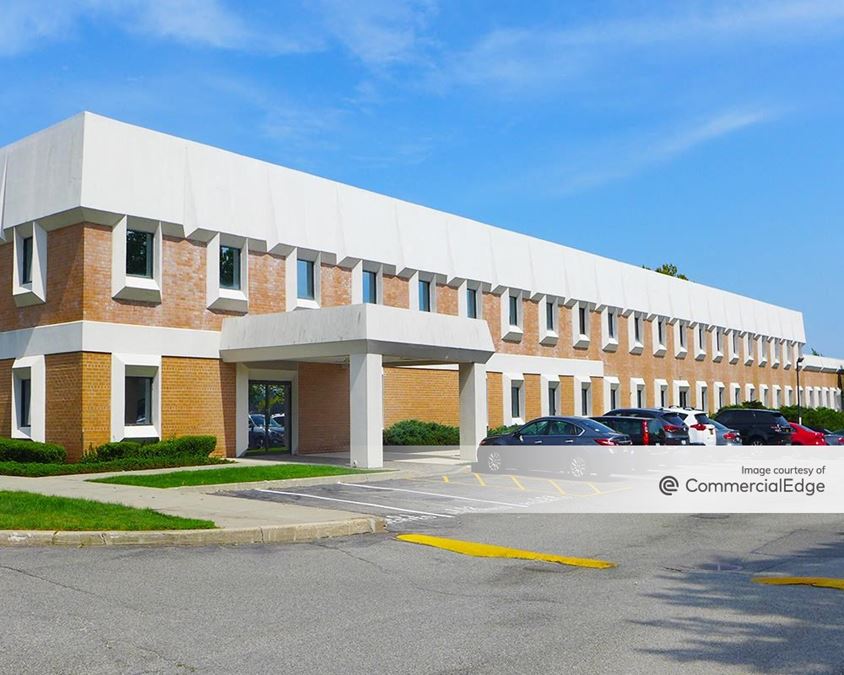 6800 Jericho Turnpike