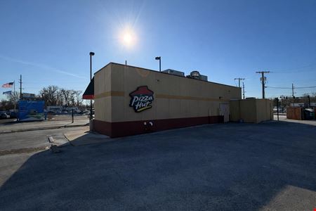 Former Pizza Hut - 75 Pine Lake Ave
