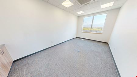 104B Wandering Way