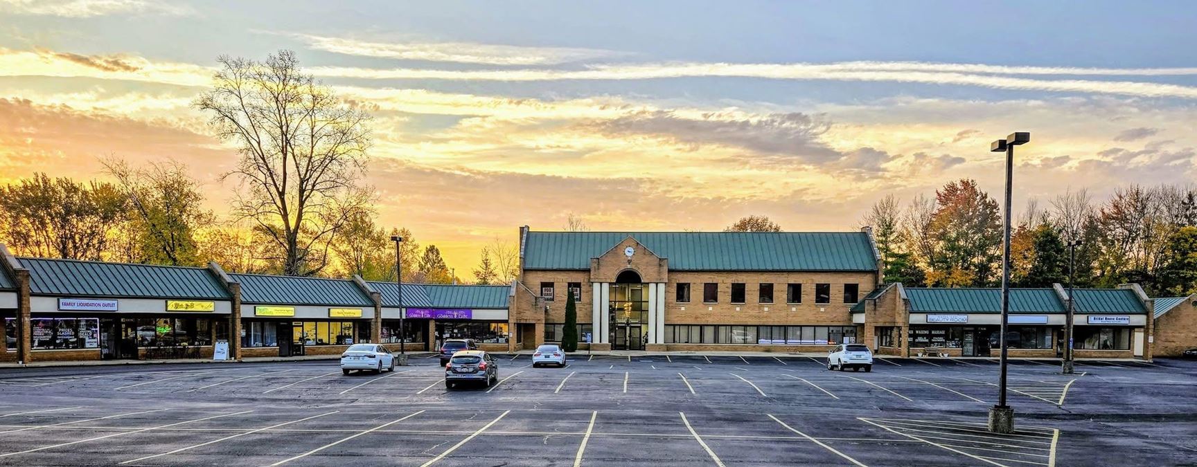 North Pheasant Run Plaza