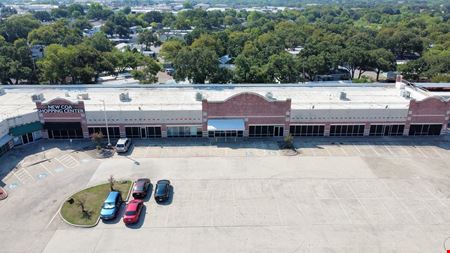 Retail space for Rent at Golden Pioneer Plaza in Irving