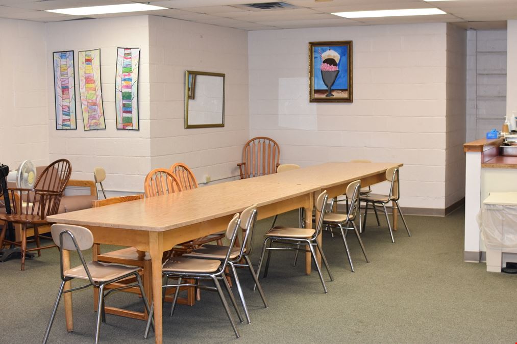 213 Tracy Creek Rd, Vestal, NY 13850