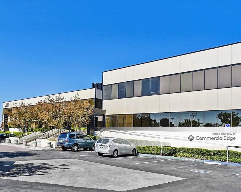 CrestView Corporate Center