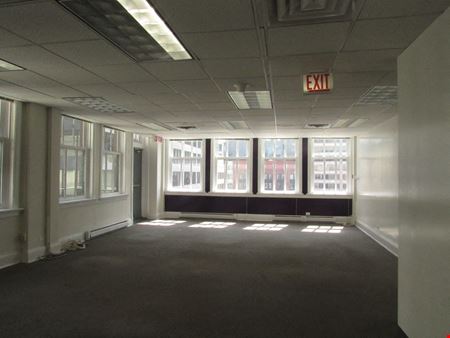 123 W Madison
