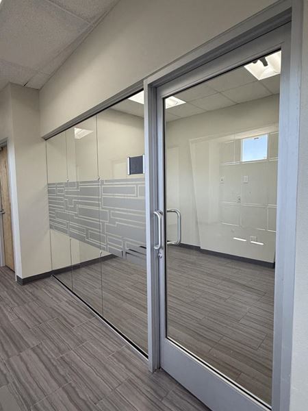 Office space for Rent at 10420 Montwood in El Paso