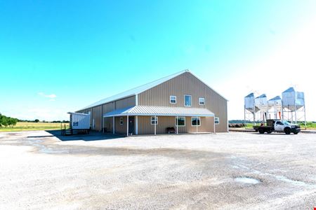 Retail space for Sale at 444739 US-60 in Vinita