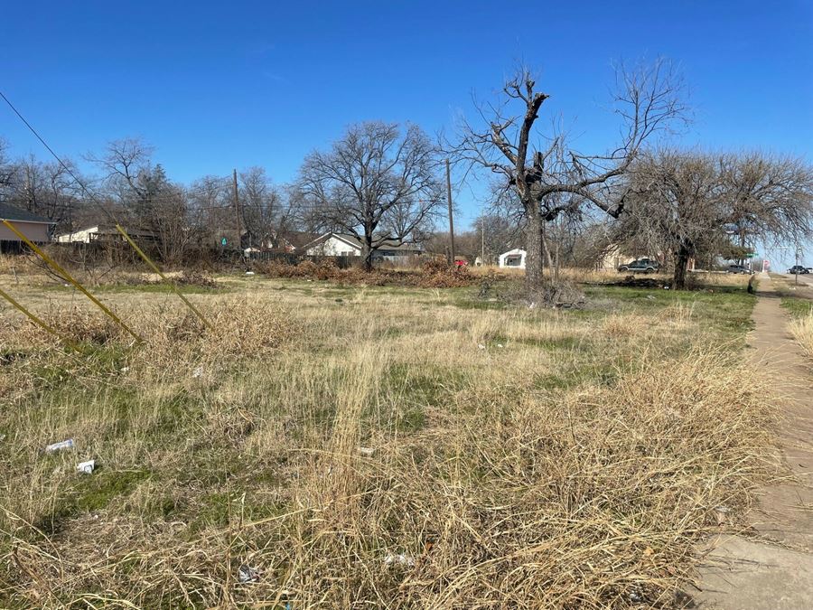 713 E Jefferson Ave, Fort Worth