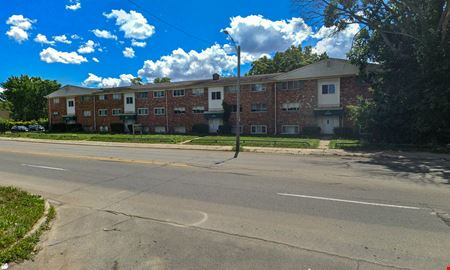 Fenkell Apartments