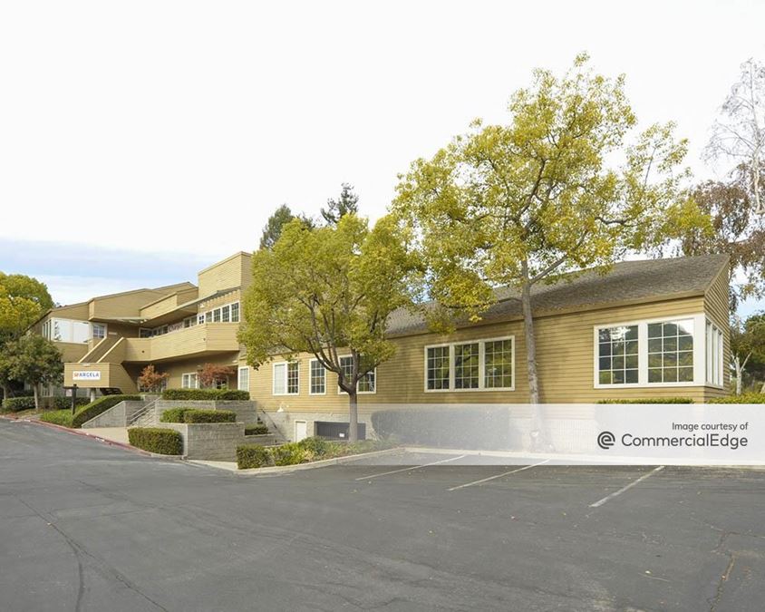 Lakeside Office Plaza