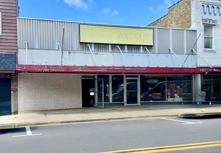 Retail space for Sale at 118 S Ludington St in Columbus