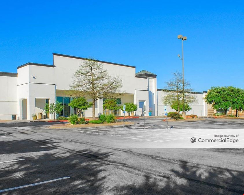 Arboretum Crossing