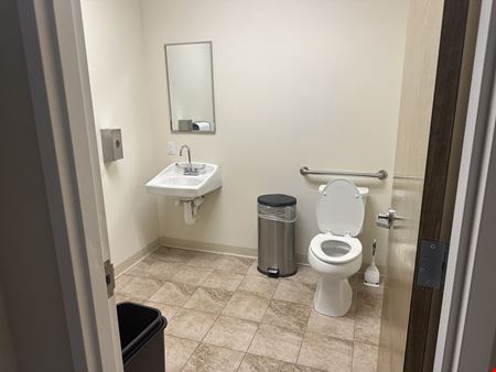 1092 West Jericho Turnpike