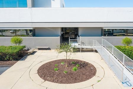 31500 13 Mile Rd