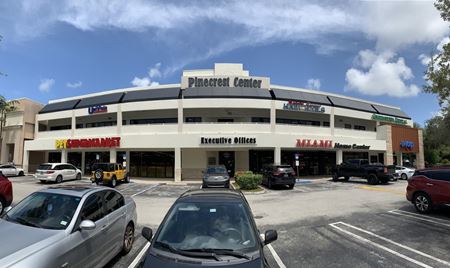 Retail space for Rent at Pinecrest Center in Pinecrest