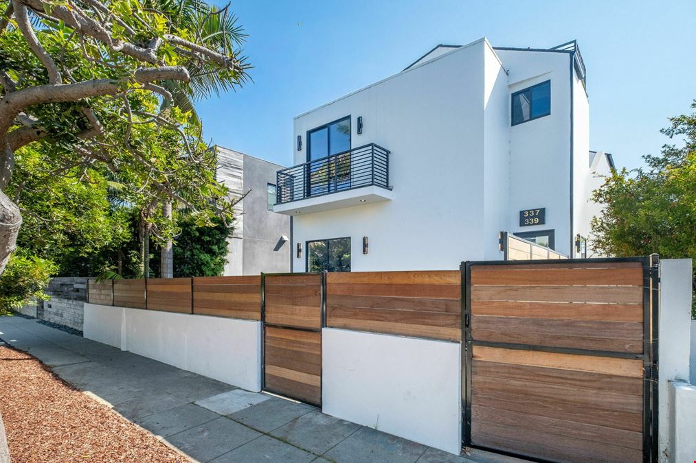 VACANT TWO-UNIT DUPLEX