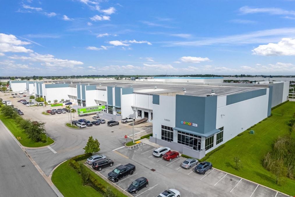 Crosspointe Commerce Center