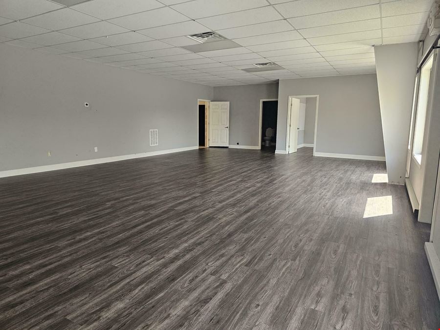 1008 Industrial Court