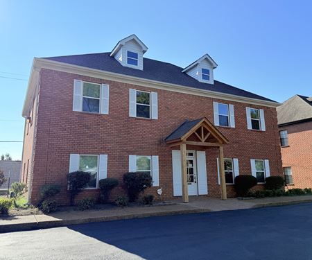 Office space for Sale at 2820 Summer Oaks Dr in Bartlett