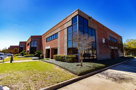 Industrial space for Rent at Jefferson Business Center in Elmwood