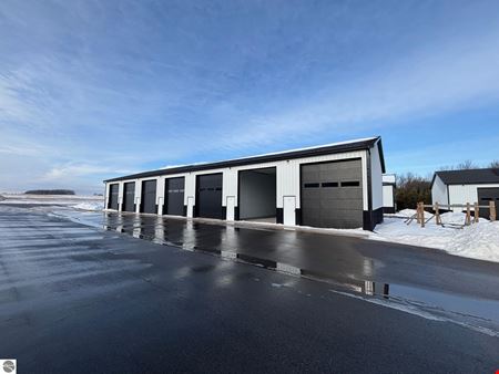 Commercial space at S M 37 in Kingsley