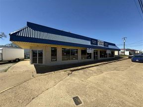 1404 W Gentry Pkwy
