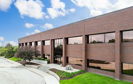 Office space for Rent at 9805 Q St in Omaha