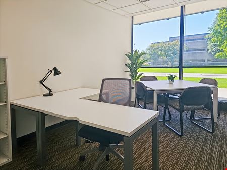 Office space for Rent at HQ - Brookfield Square in Brookfield