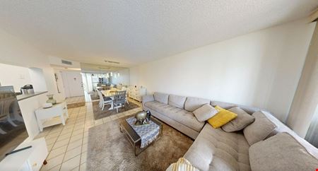1811 Sabal Palm Drive