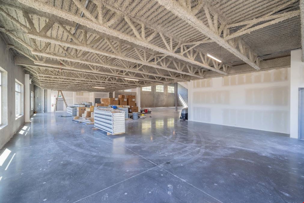 1525 Riverside Road (Building D - Riverside Road Business Park)