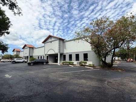 Industrial space for Rent at 10105 Amberwood Rd in Fort Myers