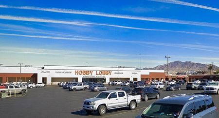 Retail space for Rent at Mesa Plaza in El Paso