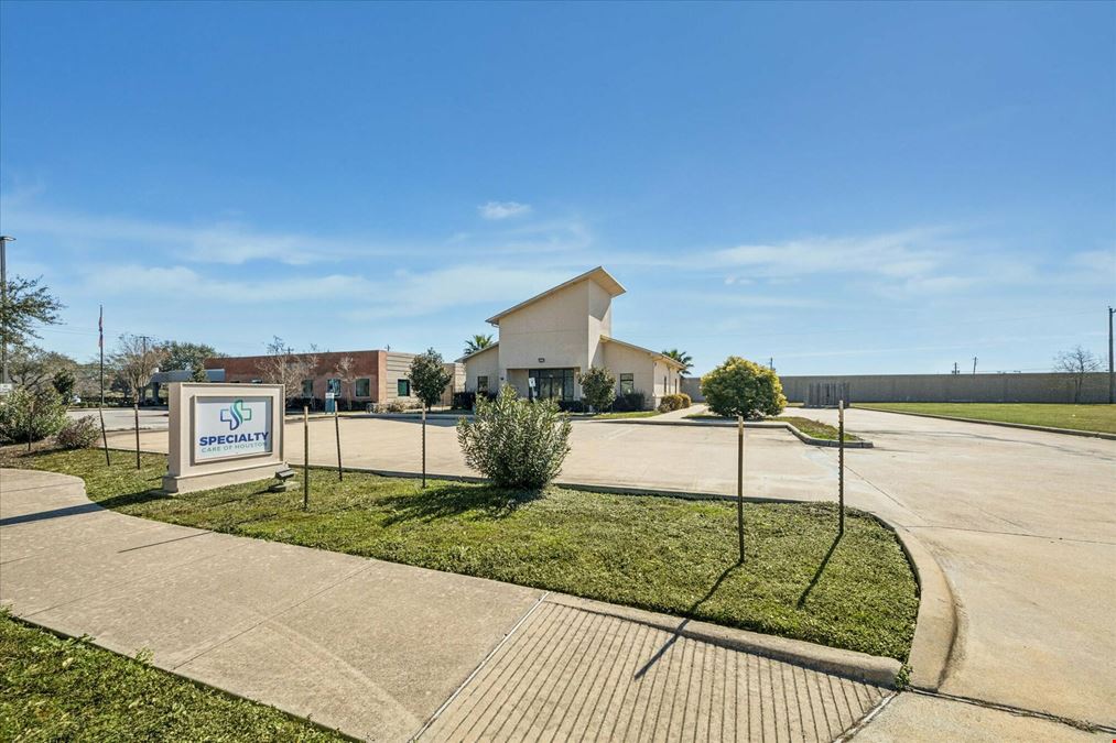 2708 SF Medical Office -