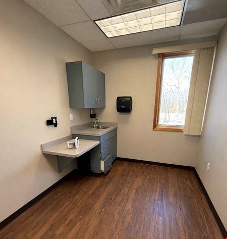 Turnkey Medical Office Condo for Lease